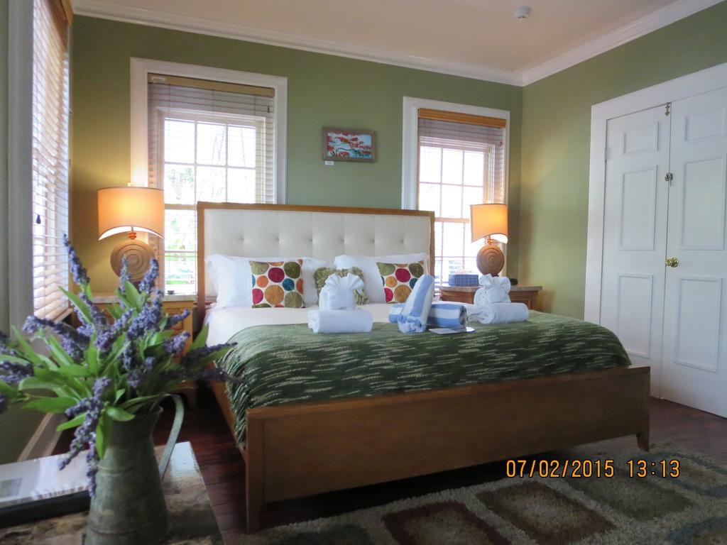 The Inn On Fleming Key West Room photo